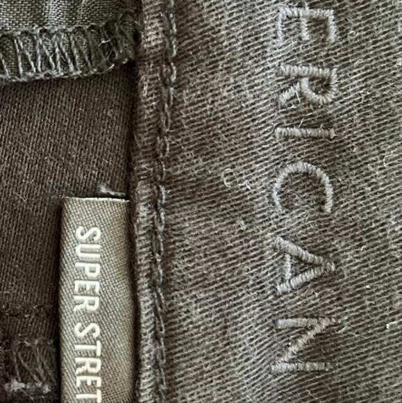 AE Bootcut pants| Brand: American Eagle| Size: 18 - Picture 3 of 5